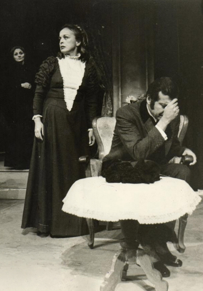 Rosmersholm - Beyaz At 1