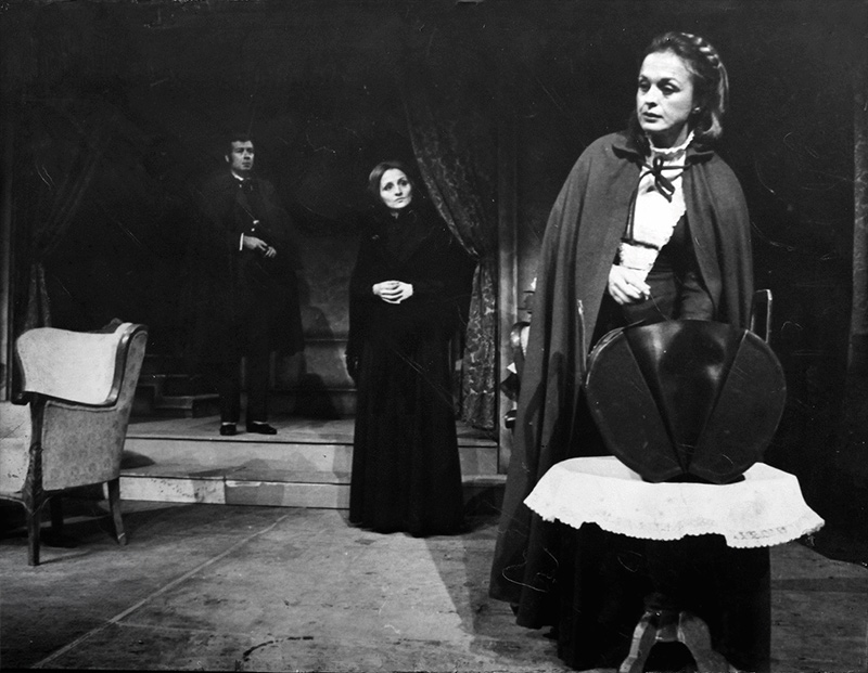 Rosmersholm - Beyaz At 3