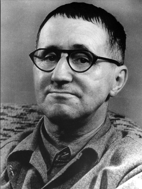 Bertolt Brecht | Tiyatrolar.com.tr