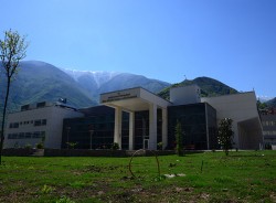 Artvin Çoruh Üniversitesi Nihat Gökyiğit Kongre ve Kültür Merkezi