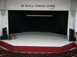 Karadeniz Teknik Üniversitesi AKM