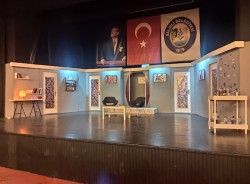 Salihli Belediyesi Zafer Keskiner Tiyatro Salonu