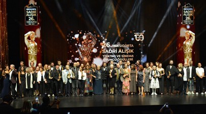 İşte 26. Sadri Alışık Tiyatro Oyuncu Ödülleri Kazananları